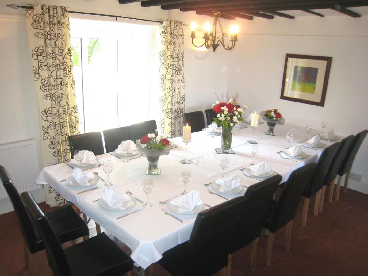 Arden Hill Farmhouse - Hot Tub, Snooker Table, Sleeps 16 Стратфорд-апон-Эйвон Экстерьер фото